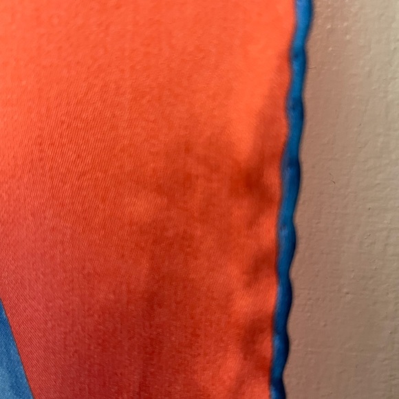 Chanel silk scarf 100% authentic. Angel and devil. - Picture 4 of 6